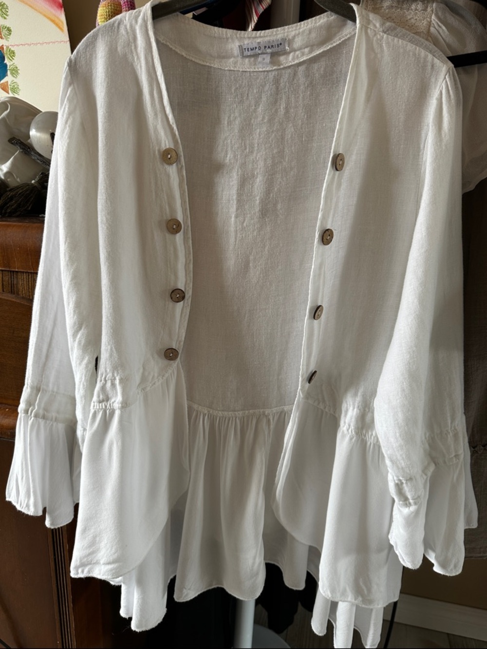 Tempo Paris Ivory Ruffled Button-Front Women’s Blouse
